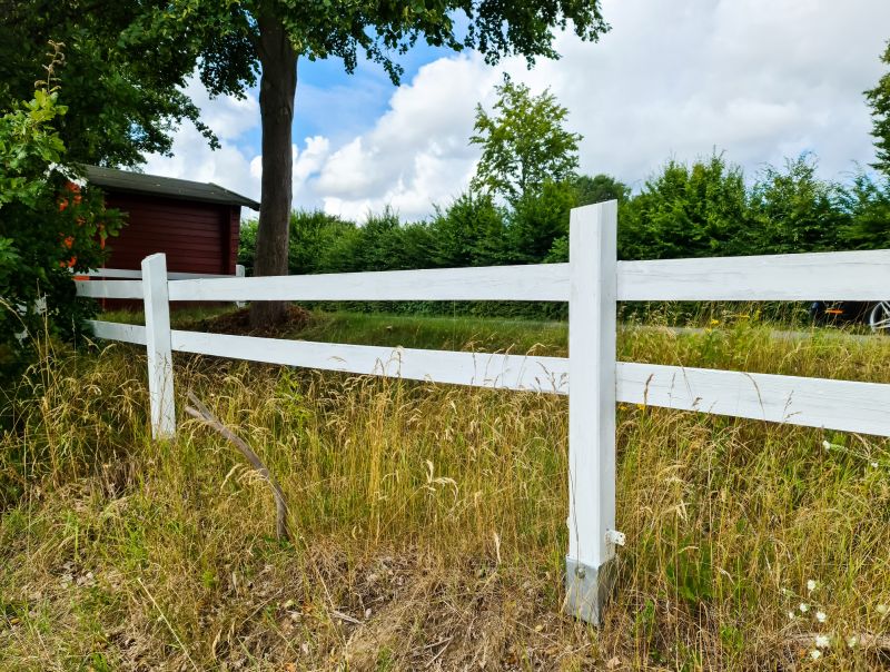 fence painting